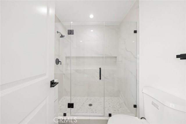 961 W 21st, San Pedro CA: https://media.crmls.org/medias/de99f6fe-1945-4ced-ac5c-8bd8910945c5.jpg
