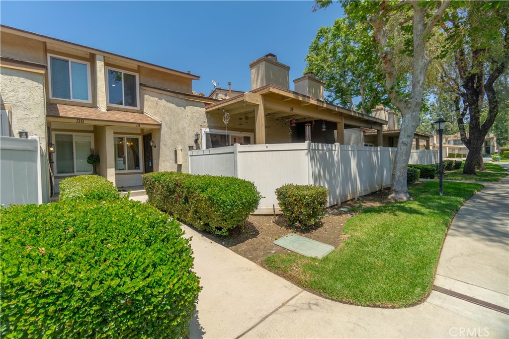 1031 S Palmetto #J9