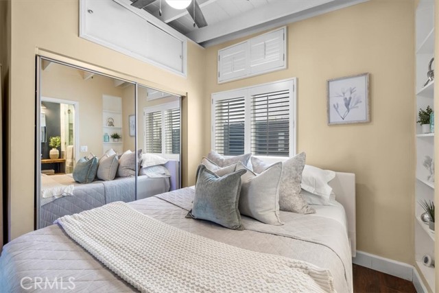 226 44th St, Manhattan Beach, California 90266, 1 Bedroom Bedrooms, ,Residential,Sold,44th St,SB22107069