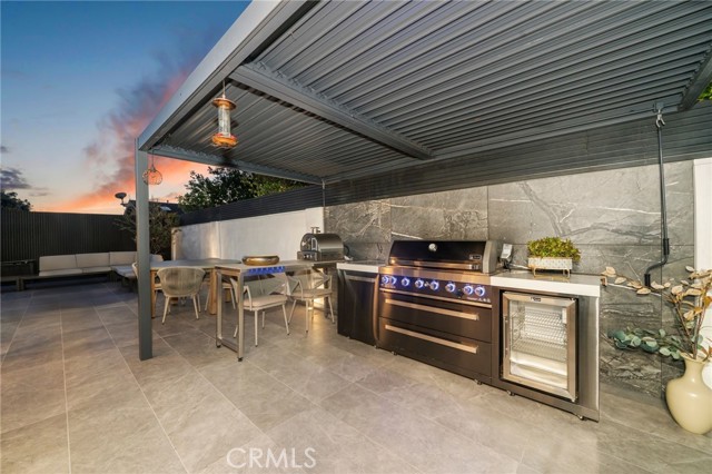 Detail Gallery Image 30 of 42 For 985 Begonia Ave, Costa Mesa,  CA 92626 - 3 Beds | 3 Baths