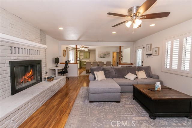 Detail Gallery Image 17 of 54 For 31805 Luring Pines Dr, Running Springs,  CA 92382 - 3 Beds | 3 Baths