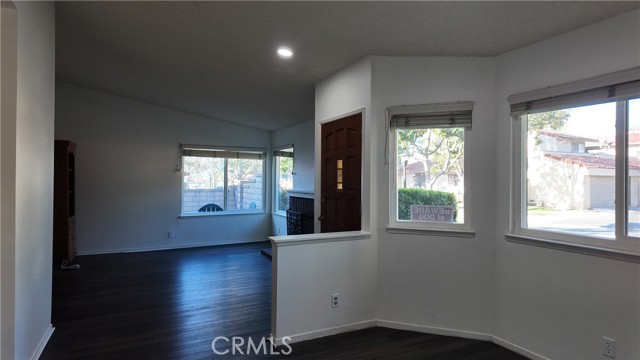 Detail Gallery Image 12 of 30 For 9854 Solazzo, Rancho Cucamonga,  CA 91730 - 2 Beds | 2 Baths