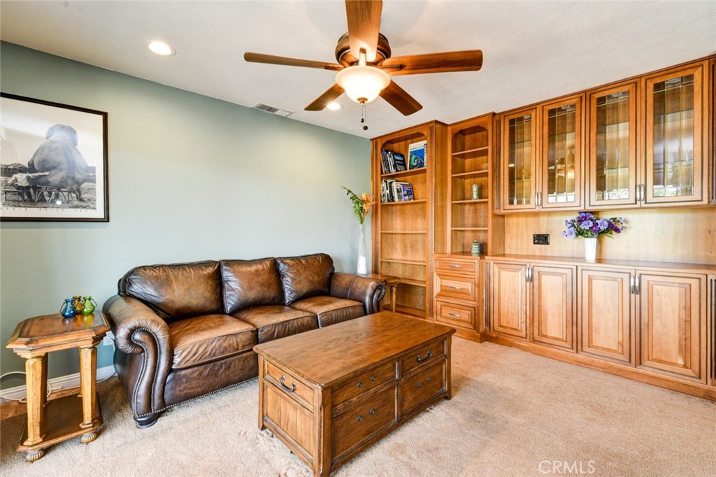 MLS #OC25184168 image #29