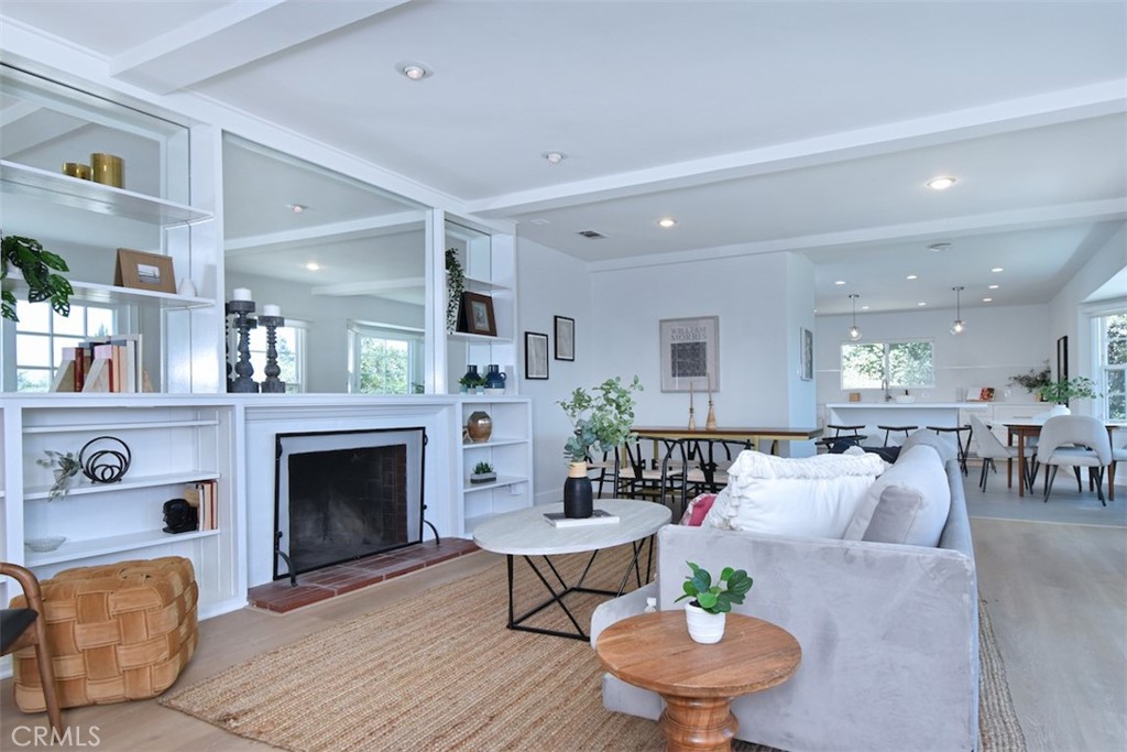 3753 Berry DriveStudio City img 40