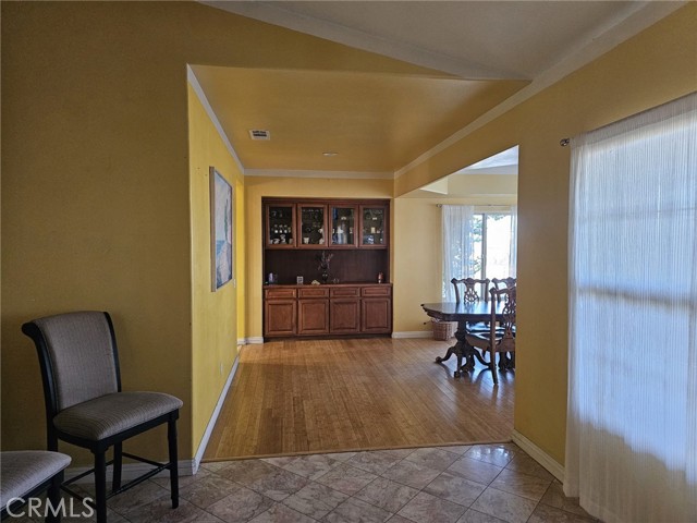 Detail Gallery Image 21 of 31 For 10616 Salem Ave, Oak Hills,  CA 92344 - 6 Beds | 3/1 Baths