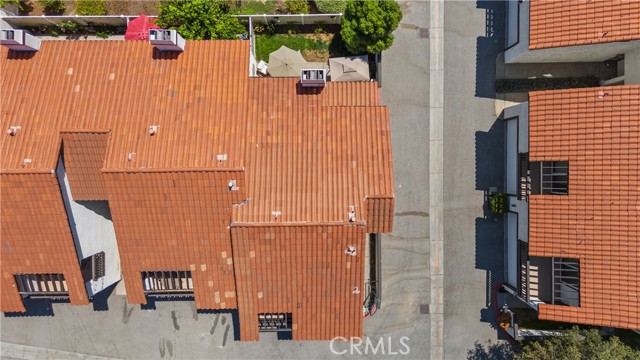 20931 Judah Lane, Newhall CA: https://media.crmls.org/medias/de9fbd6e-d21f-478d-9997-a6cf46fa7630.jpg