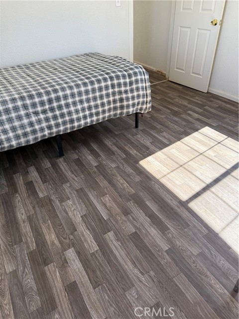 12729 Rochester Road, Phelan CA: https://media.crmls.org/medias/de9fdd15-3723-4ede-95f2-799a647c19ae.jpg