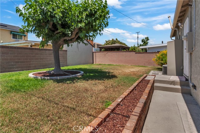 Detail Gallery Image 29 of 29 For 4443 Levelside Ave, Lakewood,  CA 90712 - 2 Beds | 1 Baths