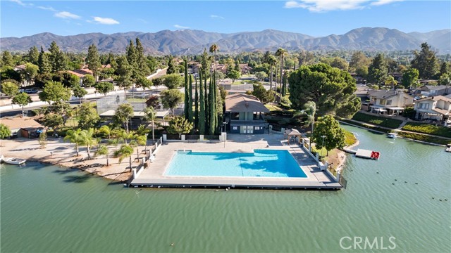 Image 19 of 23 For 1558 Camelot Drive