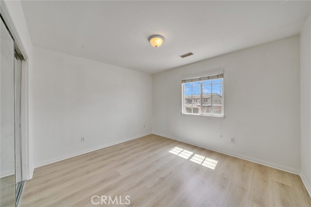 Image 47 of 57 For 14330 Wolfhound