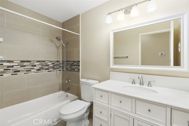 Detail Gallery Image 16 of 23 For 15002 Woodcrest, Fontana,  CA 92337 - 4 Beds | 2 Baths