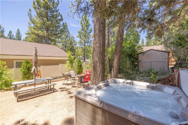 Detail Gallery Image 28 of 29 For 42730 Sonoma Dr, Big Bear Lake,  CA 92315 - 3 Beds | 3 Baths