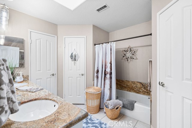 Detail Gallery Image 20 of 35 For 40525 via Francisco, Murrieta,  CA 92562 - 2 Beds | 2/1 Baths