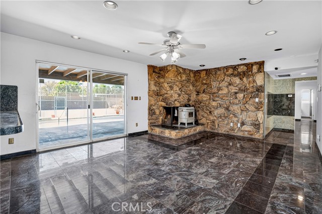 Detail Gallery Image 8 of 21 For 17558 Lahey St, Granada Hills,  CA 91344 - 5 Beds | 4 Baths