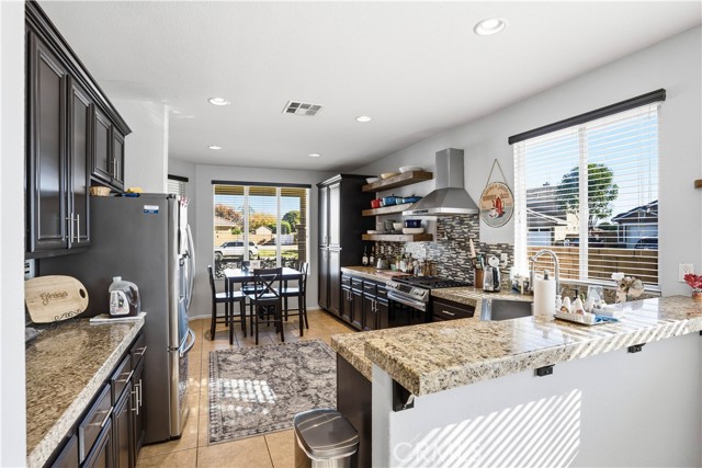 29183 Paperflower, Menifee CA: https://media.crmls.org/medias/dea284ca-24e3-4c98-8c60-8ac237aa1f24.jpg