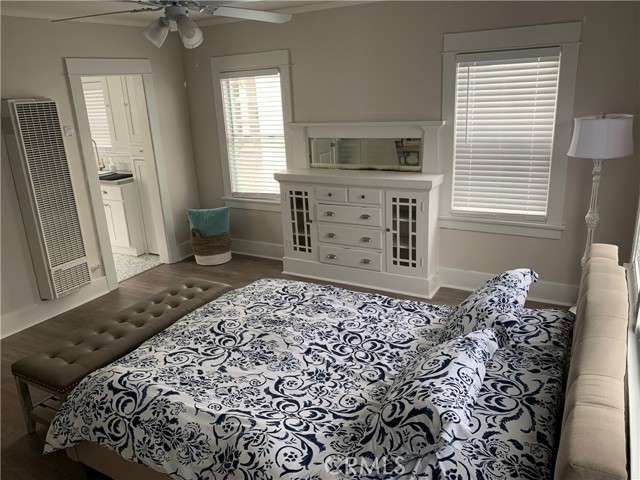 Front Image Thumbnail for CRPW26063376