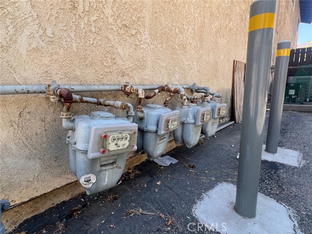 1727 E Natalie Avenue, West Covina CA: https://media.crmls.org/medias/dea35fb4-1072-4679-aa76-57e2f731f870.jpg