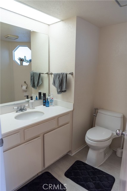 27872 Aberdeen, Mission Viejo CA: https://media.crmls.org/medias/dea372f2-104a-4415-8342-bd21bedf297a.jpg