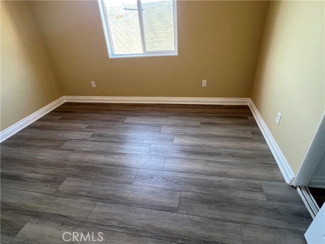 Detail Gallery Image 11 of 20 For 1577 E 51st, Los Angeles,  CA 90011 - 4 Beds | 2 Baths