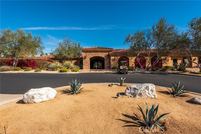 Image 36 for 73663   Boxthorn LN