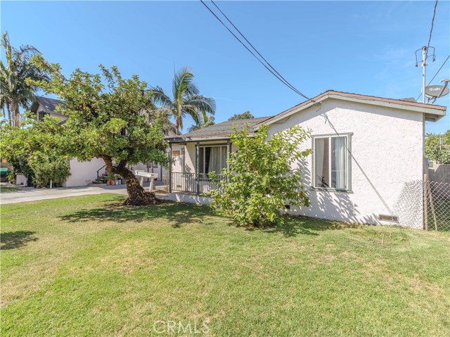 11139 Kauffman, El Monte CA: https://media.crmls.org/medias/dea443c8-5f04-469b-9f0a-8b6e8244c2cb.jpg