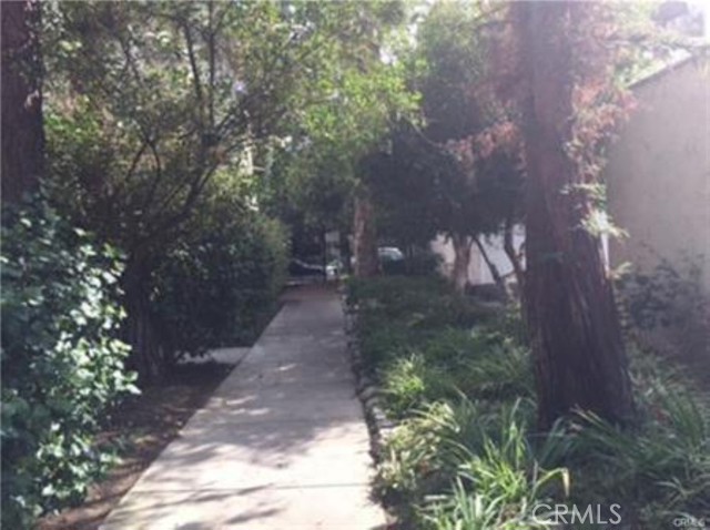 18411 HATTERAS, Tarzana CA: https://media.crmls.org/medias/dea449ea-4abb-4efc-b855-bc1abd06cbe7.jpg