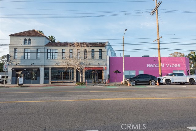 Detail Gallery Image 15 of 20 For 2727 S La Brea Ave #2733,  Los Angeles,  CA 90016 - 4 Beds | 4/1 Baths