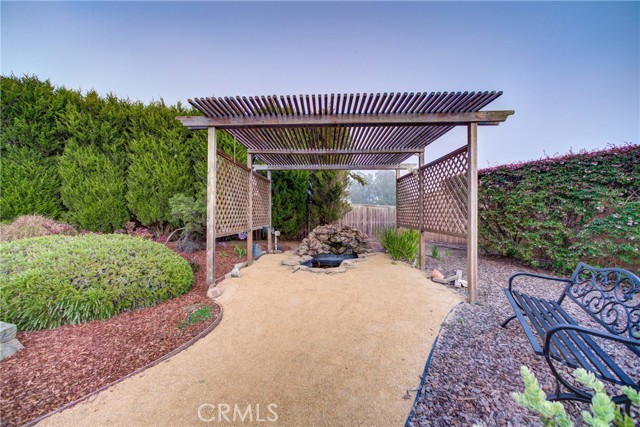 585 Red Tail Meadow Lane, Arroyo Grande CA: https://media.crmls.org/medias/dea5fb6c-4d4e-4b99-b91a-5c65d37610e3.jpg