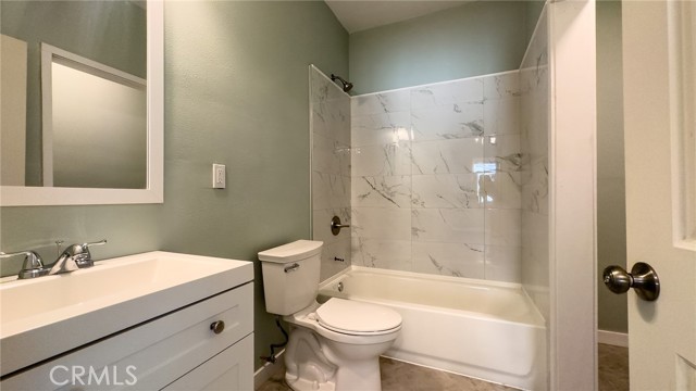 THIRD BEDROOM HAS A FULL BATHROOM