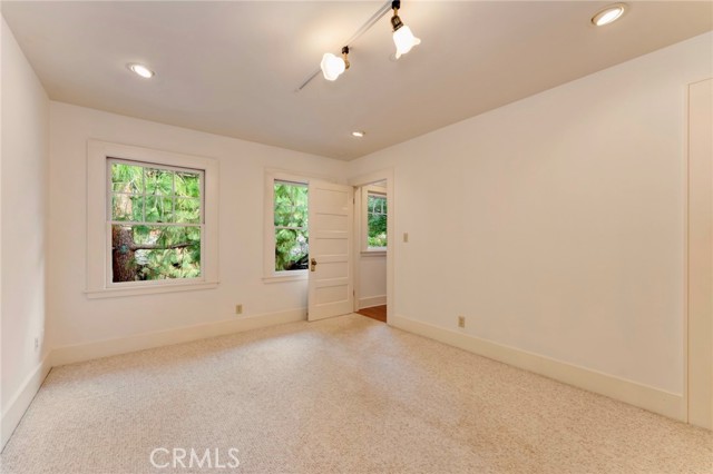 Detail Gallery Image 61 of 74 For 354 N Canon Ave, Sierra Madre,  CA 91024 - 4 Beds | 3/1 Baths