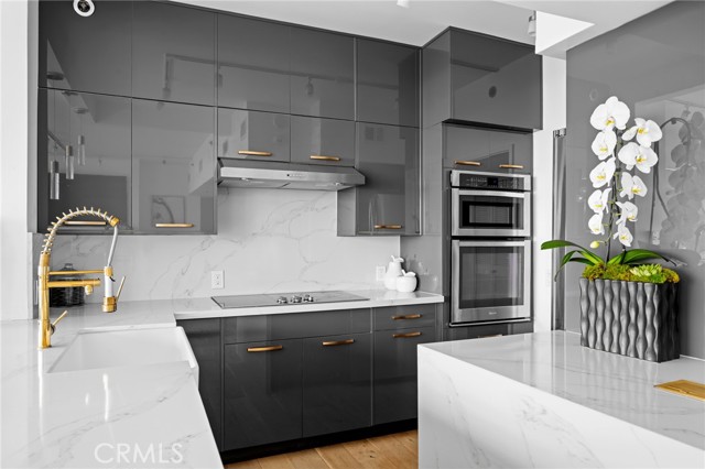 Detail Gallery Image 19 of 65 For 222 Monterey Rd #1603,  Glendale,  CA 91206 - 2 Beds | 2 Baths