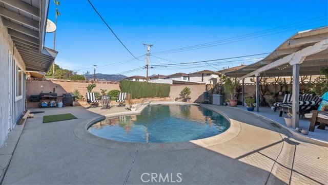 Detail Gallery Image 24 of 27 For 2918 Gladstone, Pomona,  CA 91767 - 3 Beds | 2 Baths