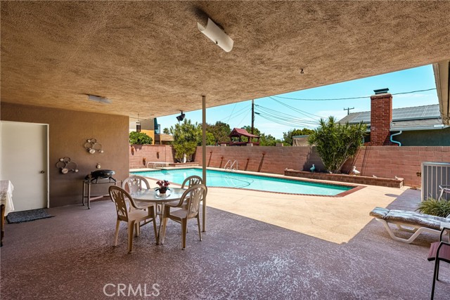 Detail Gallery Image 41 of 46 For 500 N Meadowbrook Pl, Anaheim,  CA 92801 - 4 Beds | 2/1 Baths