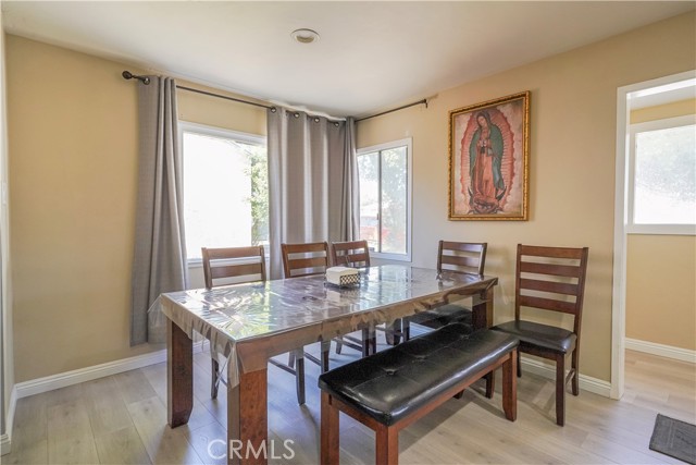 Detail Gallery Image 11 of 43 For 1223 W 27th, San Bernardino,  CA 92405 - 3 Beds | 1 Baths