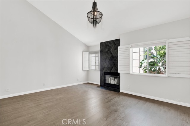 Detail Gallery Image 19 of 27 For 5200 White Oak Ave #52,  Encino,  CA 91316 - 2 Beds | 3 Baths