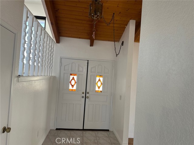 Detail Gallery Image 14 of 36 For 16485 Wintun Rd, Apple Valley,  CA 92307 - 5 Beds | 2/1 Baths