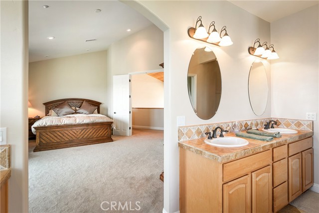 Detail Gallery Image 22 of 40 For 27692 Caribou Dr, Lake Arrowhead,  CA 92352 - 4 Beds | 2/1 Baths