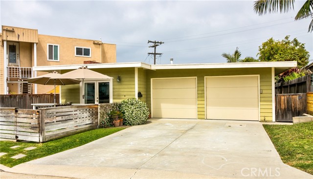 236 W Mariposa, San Clemente CA: https://media.crmls.org/medias/deabd2a6-bdc9-4ed6-9838-d4184ee7b655.jpg