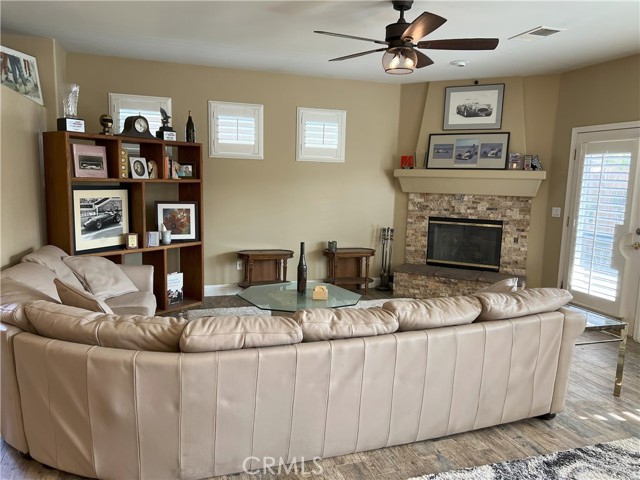 Detail Gallery Image 7 of 56 For 8701 Maggiore Ln, Bakersfield,  CA 93312 - 3 Beds | 2 Baths