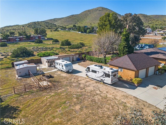 Detail Gallery Image 10 of 34 For 33805 Crown Valley Rd, Acton,  CA 93519 - 3 Beds | 3 Baths