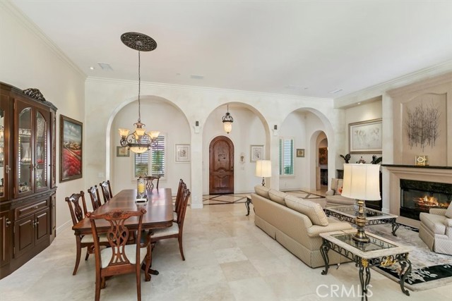 Image 13 of 75 For 6756 Hawarden Drive