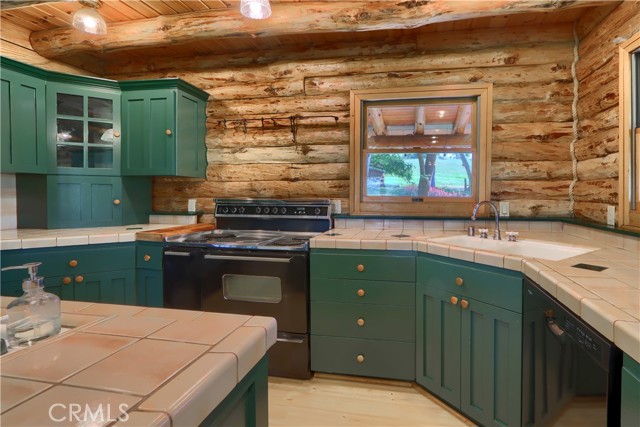 Detail Gallery Image 13 of 70 For 1991 Ca-140, Catheys Valley,  CA 95306 - 3 Beds | 3 Baths