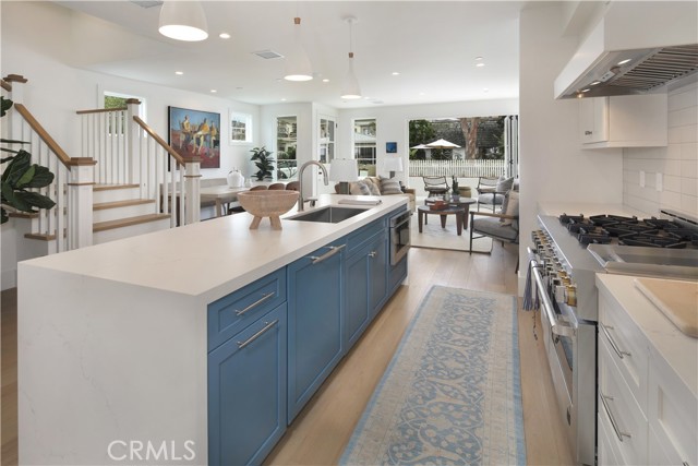 Detail Gallery Image 14 of 35 For 411 39th St, Newport Beach,  CA 92663 - 3 Beds | 3 Baths