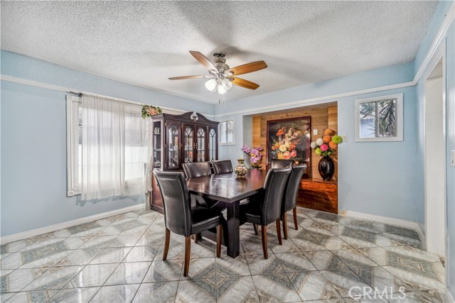 6324 Denver Avenue, Los Angeles CA: https://media.crmls.org/medias/deae4bc1-2ad1-44d9-9be9-724877684845.jpg