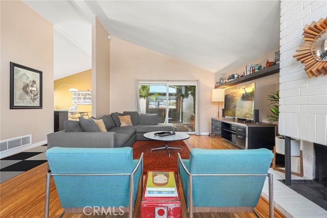 Detail Gallery Image 12 of 35 For 3318 Wyoming Cir, Costa Mesa,  CA 92626 - 3 Beds | 2 Baths