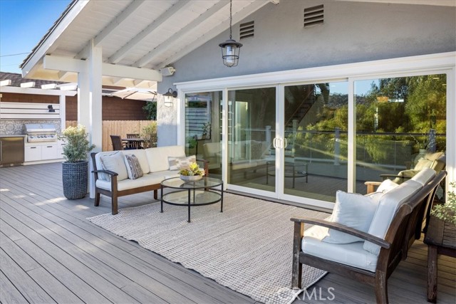 4224 Via Pinzon, Palos Verdes Estates, California 90274, 5 Bedrooms Bedrooms, ,2 BathroomsBathrooms,Residential,Sold,Via Pinzon,SB22098109