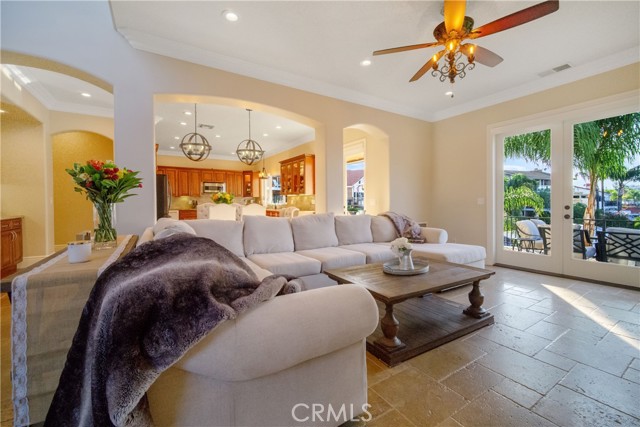 Detail Gallery Image 12 of 45 For 30385 South Fork Dr, Canyon Lake,  CA 92587 - 5 Beds | 3/1 Baths