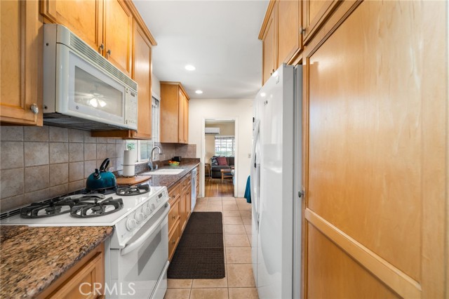 7946 Hershey Street, Rosemead CA: https://media.crmls.org/medias/deafa376-36f7-457e-aeb1-26074fb95699.jpg