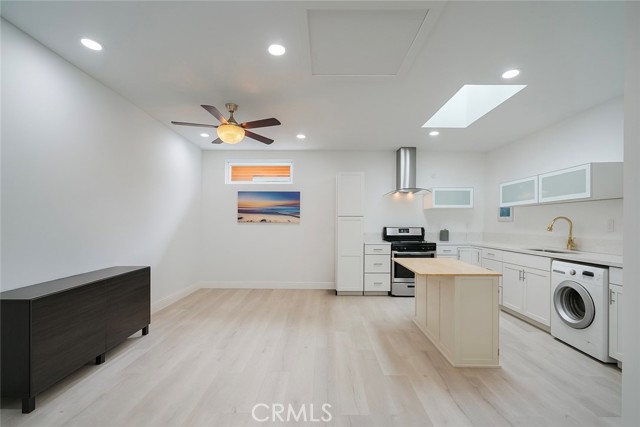 Detail Gallery Image 2 of 3 For 1470 Kenneth Dr, Tustin,  CA 92780 - 0 Beds | 1 Baths