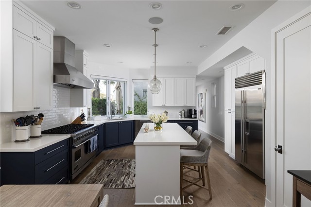 Detail Gallery Image 7 of 52 For 428 7th, Huntington Beach,  CA 92648 - 3 Beds | 3/1 Baths